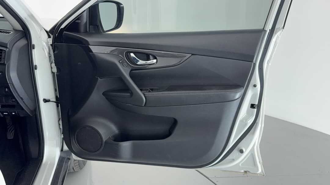 2018 Nissan X-trail St-l 7 Seat (2WD), Automatic, 109831 km, Speaker View