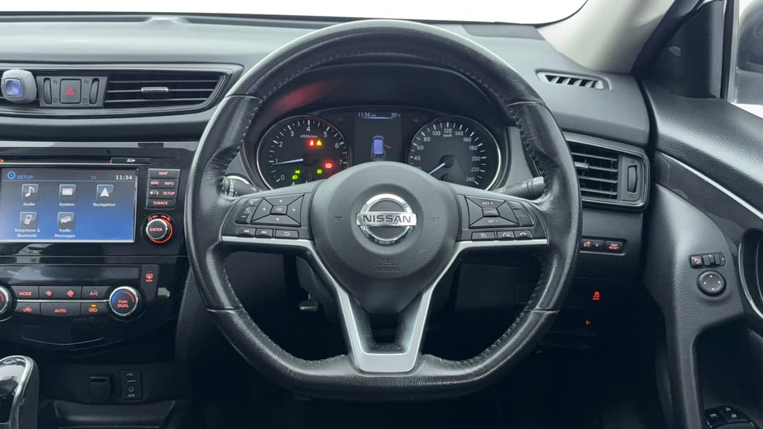 2018 Nissan X-trail St-l 7 Seat (2WD), Automatic, 109831 km, Steering Wheel Close-up