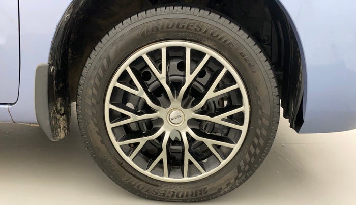 2015 Maruti Wagon R 1.0 VXI, Petrol, Manual, 57,940 km, Right Front Wheel