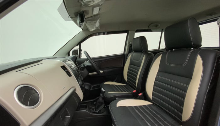 2015 Maruti Wagon R 1.0 VXI, Petrol, Manual, 57,940 km, Right Side Front Door Cabin