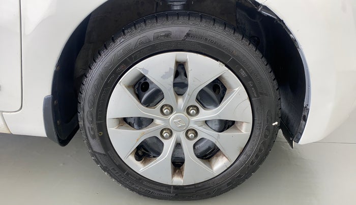 2017 Hyundai Xcent S 1.2, Petrol, Manual, 62,709 km, Right Front Wheel