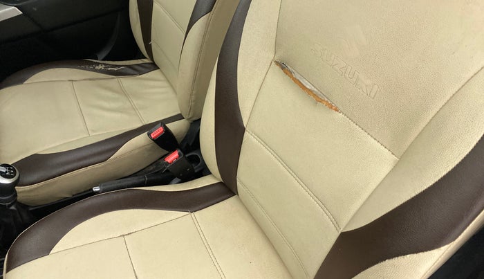 2015 Maruti Wagon R 1.0 VXI, Petrol, Manual, 42,824 km, Front left seat (passenger seat) - Cover slightly torn