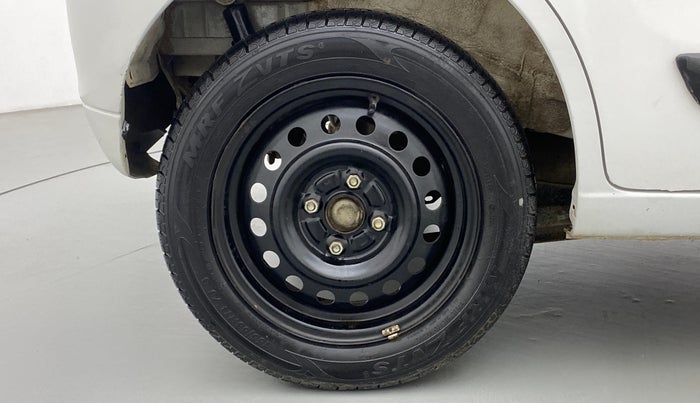 2015 Maruti Wagon R 1.0 VXI, Petrol, Manual, 42,824 km, Right Rear Wheel