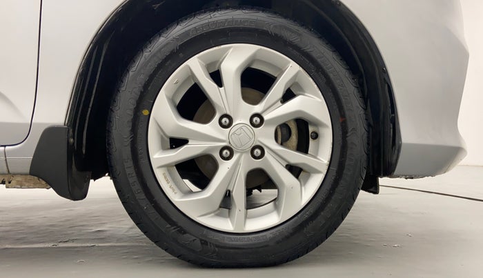 2018 Honda Amaze 1.5 V I-D TECH, Diesel, Manual, 38,120 km, Right Front Tyre