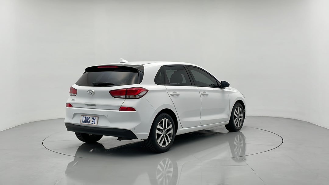 Right Back Diagonal (45- Degree) View