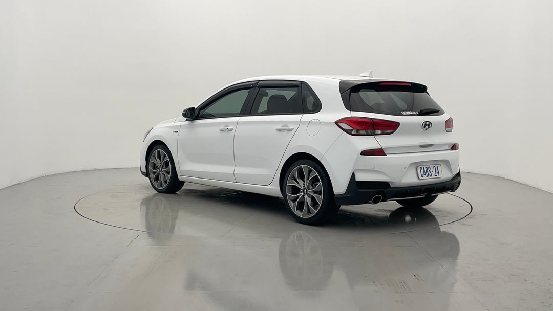 Left Back Diagonal (45- Degree) View