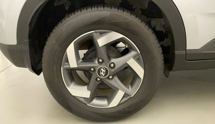 2021 Hyundai VENUE SX 1.0 (O) TURBO, Petrol, Manual, 10,109 km, Right Rear Wheel