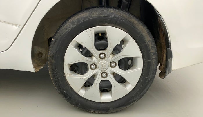 2018 Hyundai Xcent S 1.2, CNG, Manual, 1,19,547 km, Left Rear Wheel
