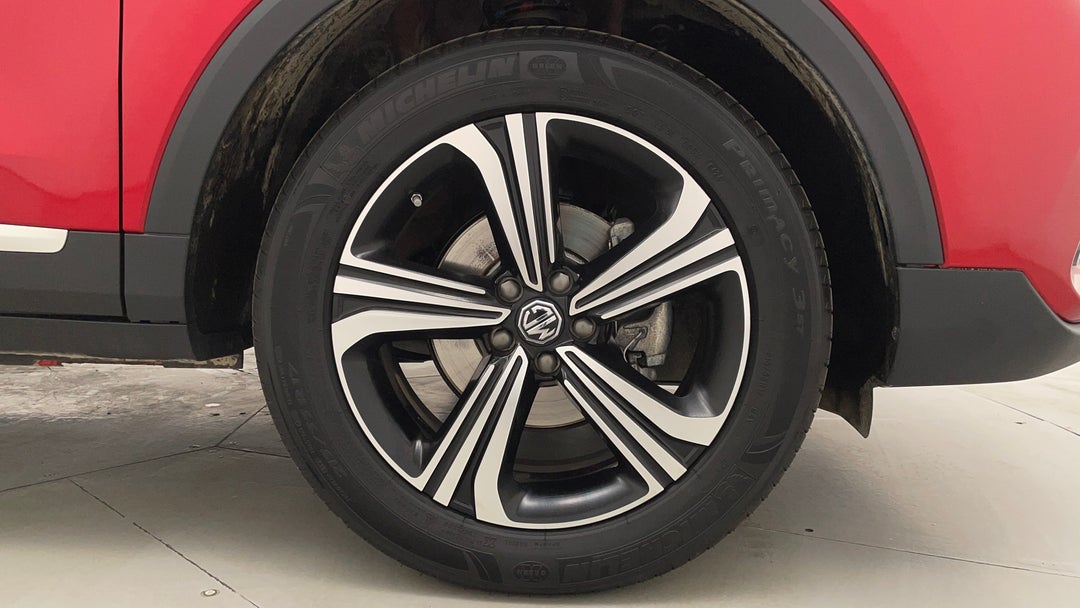 2024 MG ZS Vibe, Automatic, 13633 km, Right Front Wheel