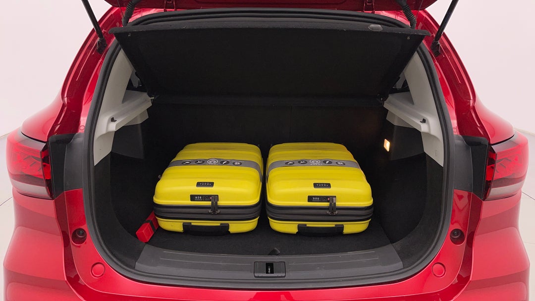 2024 MG ZS Vibe, Automatic, 13633 km, Boot Inside View with Luggage