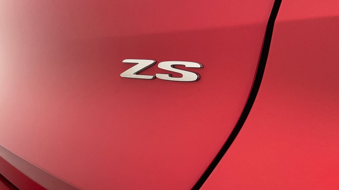 2024 MG ZS Vibe, Automatic, 13633 km, Badge (Boot Right Side)