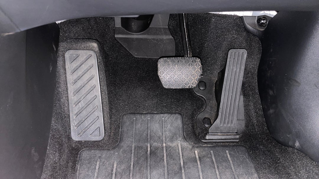 Pedals and Footmat