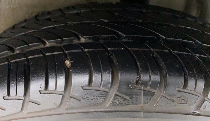 2015 Maruti Celerio VXI AGS, Petrol, Automatic, 17,993 km, Left Rear Tyre Tread