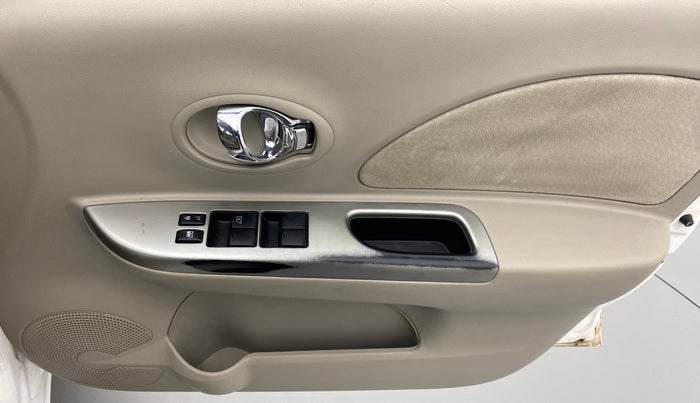 2016 Nissan Micra XV CVT, Petrol, Automatic, 71,750 km, Driver Side Door Panels Control