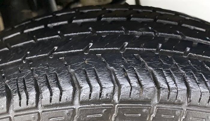 2010 Maruti Zen Estilo LXI, Petrol, Manual, 37,891 km, Left Rear Tyre Tread