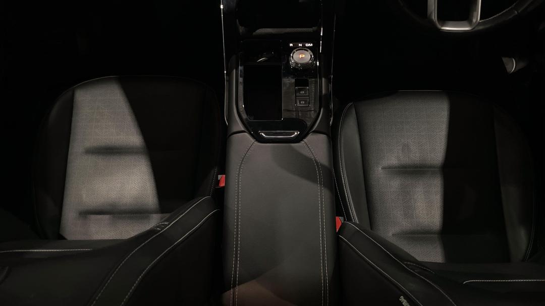 2022 GWM Haval H6 Vanta AWD, Automatic, 31771 km, Center Console