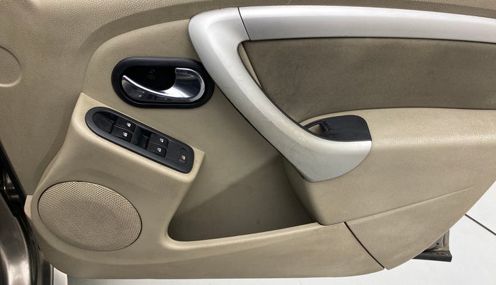 2015 Nissan Terrano XL 85 PS DEISEL, Diesel, Manual, 83,412 km, Driver Side Door Panels Control