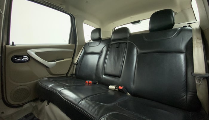 2015 Nissan Terrano XL 85 PS DEISEL, Diesel, Manual, 83,412 km, Right Side Rear Door Cabin