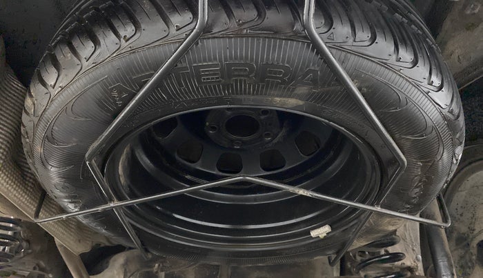 2015 Nissan Terrano XL 85 PS DEISEL, Diesel, Manual, 83,412 km, Spare Tyre