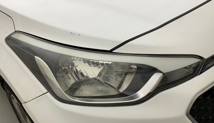 2015 Hyundai Elite i20 SPORTZ 1.2 (O), Petrol, Manual, 50,663 km, Right headlight - Minor scratches