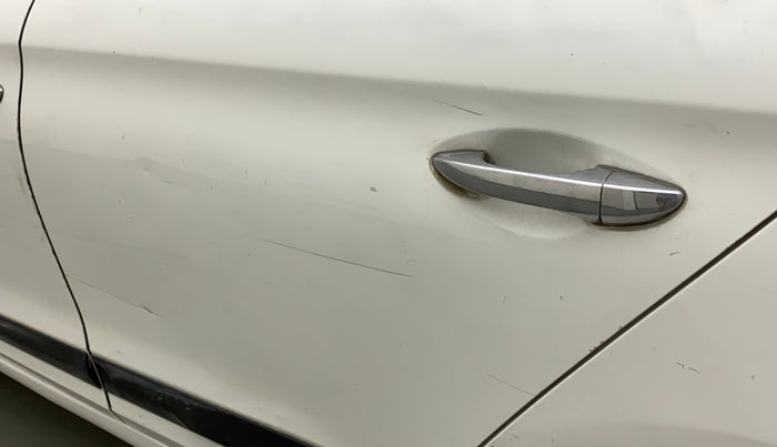 2015 Hyundai Elite i20 SPORTZ 1.2 (O), Petrol, Manual, 50,663 km, Rear left door - Minor scratches