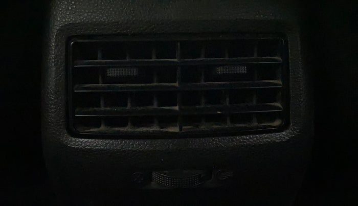 2015 Hyundai Elite i20 SPORTZ 1.2 (O), Petrol, Manual, 50,663 km, Rear AC Vents
