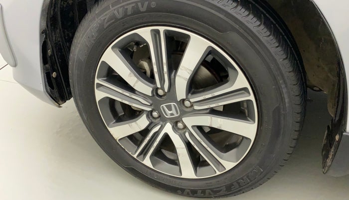 2022 Honda Amaze 1.2L I-VTEC VX CVT, Petrol, Automatic, 25,748 km, Left front tyre - Minor scratches