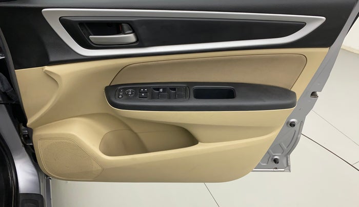 2022 Honda Amaze 1.2L I-VTEC VX CVT, Petrol, Automatic, 25,748 km, Driver Side Door Panels Control