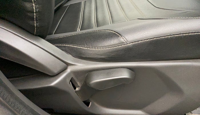 2019 Ford FREESTYLE TITANIUM 1.2 PETROL, Petrol, Manual, 58,434 km, Driver Side Adjustment Panel