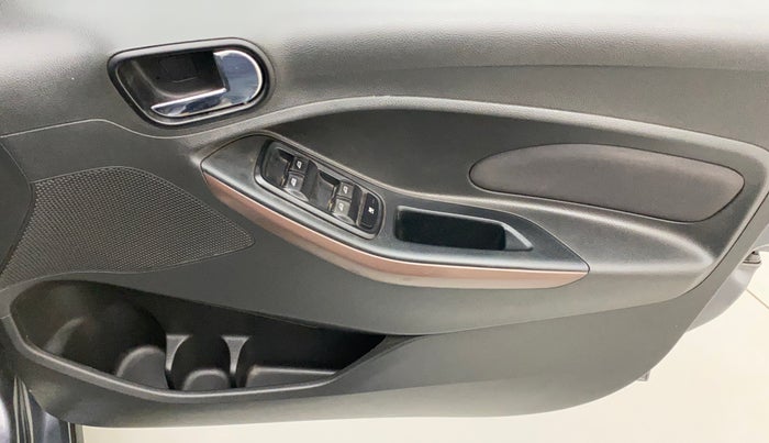 2019 Ford FREESTYLE TITANIUM 1.2 PETROL, Petrol, Manual, 58,434 km, Driver Side Door Panels Control
