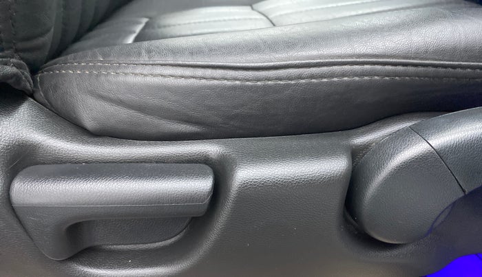 2018 Honda Jazz 1.2 VX AT, Petrol, Automatic, 64,627 km, Driver Side Adjustment Panel