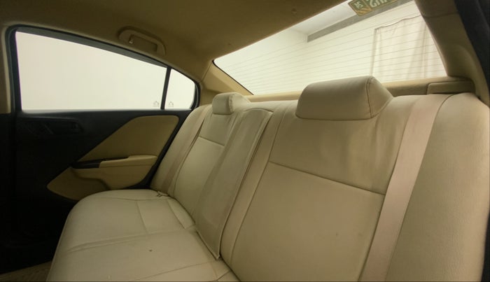 2015 Honda City 1.5L I-VTEC S MT, Petrol, Manual, 79,021 km, Right Side Rear Door Cabin