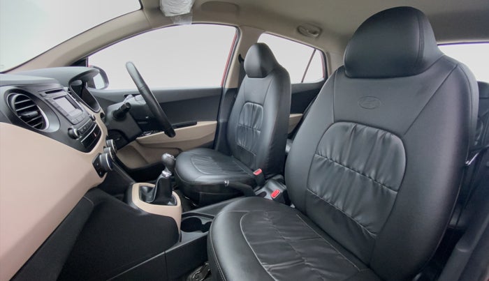 2016 Hyundai Grand i10 SPORTS 1.2 VTVT, Petrol, Manual, 27,193 km, Right Side Front Door Cabin View