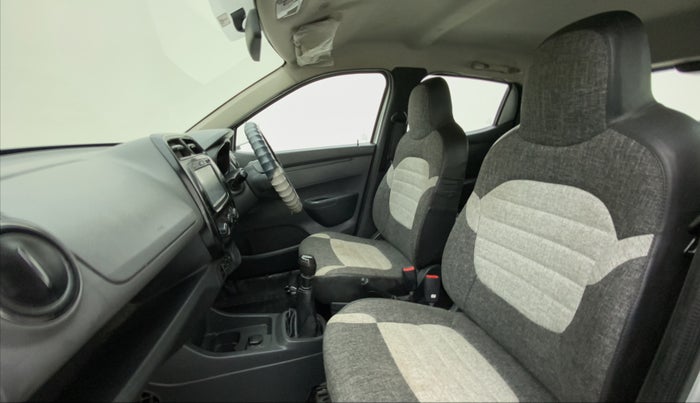 2016 Renault Kwid RXT, Petrol, Manual, 65,829 km, Right Side Front Door Cabin