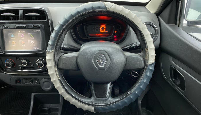 2016 Renault Kwid RXT, Petrol, Manual, 65,829 km, Steering Wheel Close Up