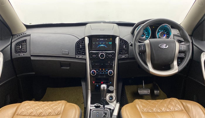 2018 Mahindra XUV500 W11 AT, Diesel, Automatic, 51,855 km, Dashboard