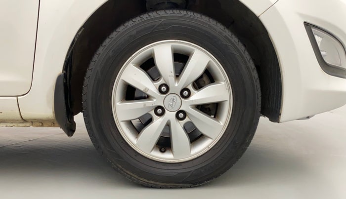 2012 Hyundai i20 SPORTZ 1.2, Petrol, Manual, 90,230 km, Right Front Wheel