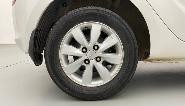 2012 Hyundai i20 SPORTZ 1.2, Petrol, Manual, 90,230 km, Right Rear Wheel