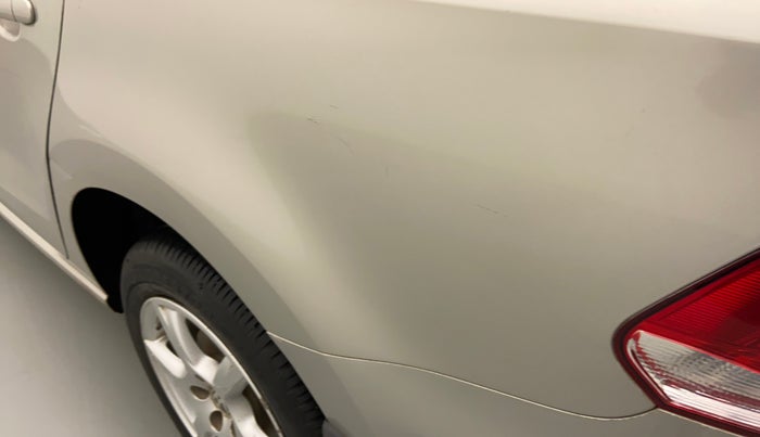 2013 Volkswagen Vento HIGHLINE DIESEL, Diesel, Manual, 74,296 km, Left quarter panel - Minor scratches