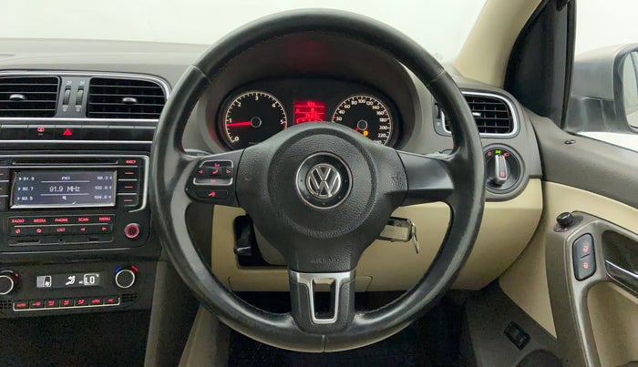 2013 Volkswagen Vento HIGHLINE DIESEL, Diesel, Manual, 74,296 km, Steering Wheel Close Up