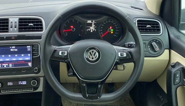 2022 Volkswagen Vento HIGHLINE PLUS 1.0 TSI AT, Petrol, Automatic, 4,988 km, Steering Wheel Close Up