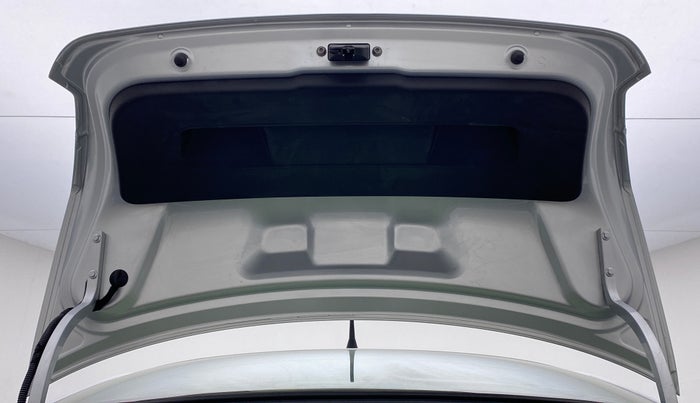 2022 Volkswagen Vento HIGHLINE PLUS 1.0 TSI AT, Petrol, Automatic, 4,988 km, Boot Door Open