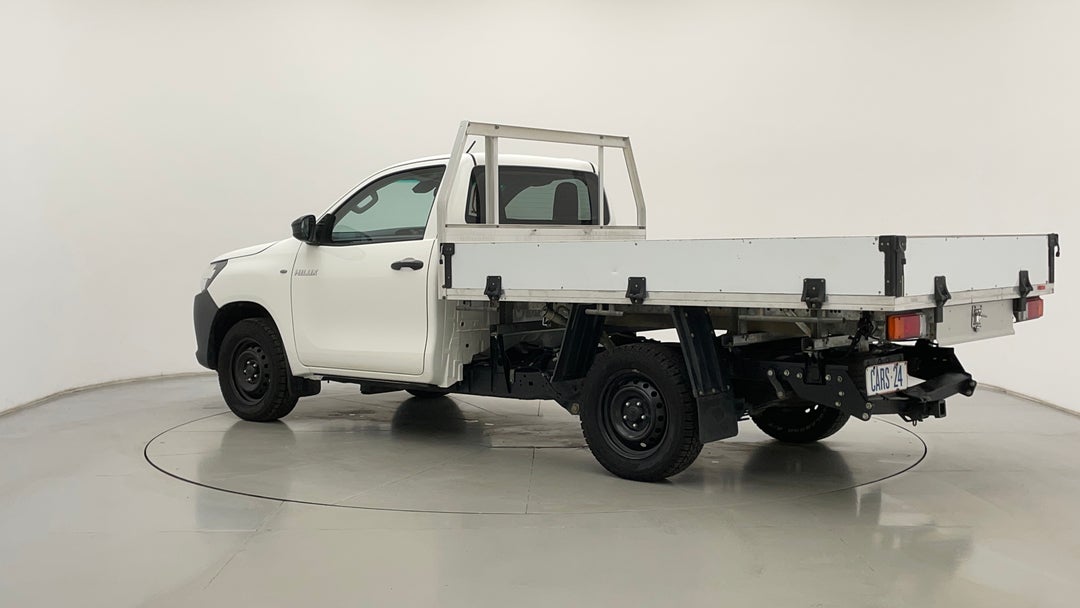 Left Back Diagonal (45- Degree) View