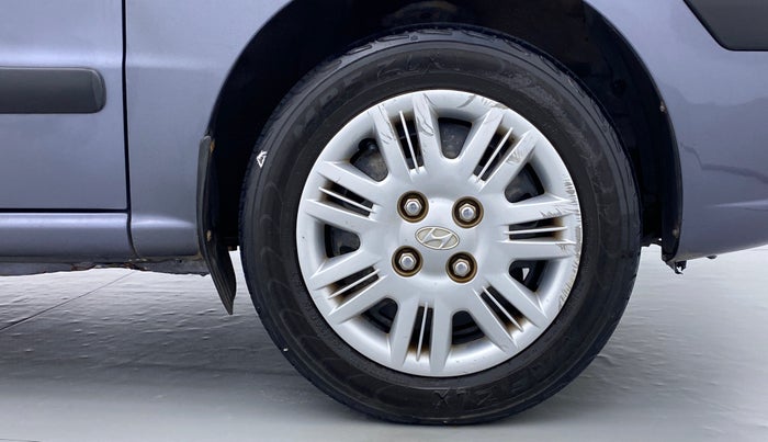 2011 Hyundai Santro Xing GLS, Petrol, Manual, 64,982 km, Right Front Wheel