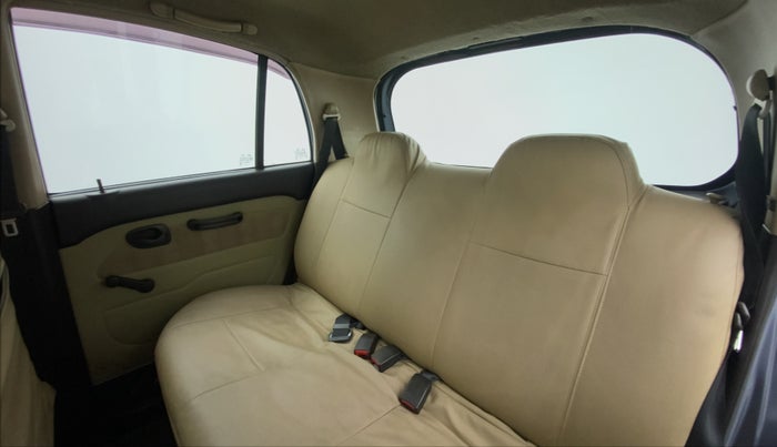 2011 Hyundai Santro Xing GLS, Petrol, Manual, 64,982 km, Right Side Rear Door Cabin