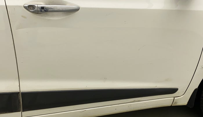 2014 Hyundai Grand i10 SPORTZ 1.2 KAPPA VTVT, Petrol, Manual, 79,740 km, Driver-side door - Minor scratches