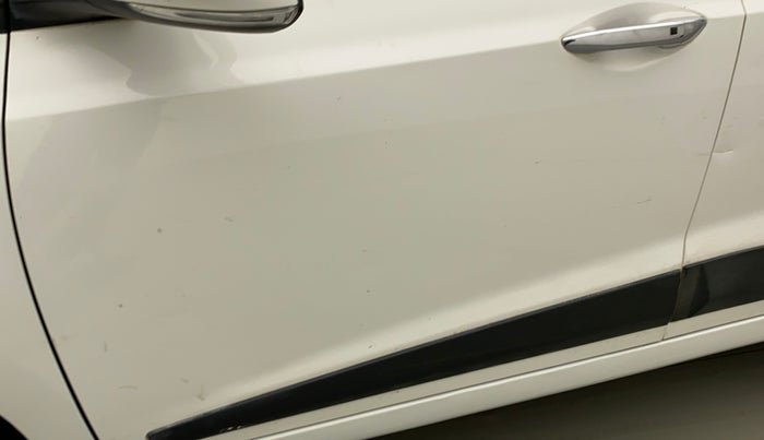2014 Hyundai Grand i10 SPORTZ 1.2 KAPPA VTVT, Petrol, Manual, 79,740 km, Front passenger door - Minor scratches