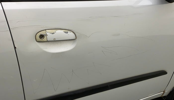 2010 Hyundai i10 SPORTZ 1.2, Petrol, Manual, 1,22,483 km, Driver-side door - Minor scratches