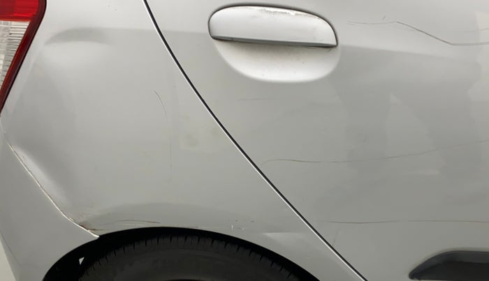 2010 Hyundai i10 SPORTZ 1.2, Petrol, Manual, 1,22,483 km, Right quarter panel - Slightly dented