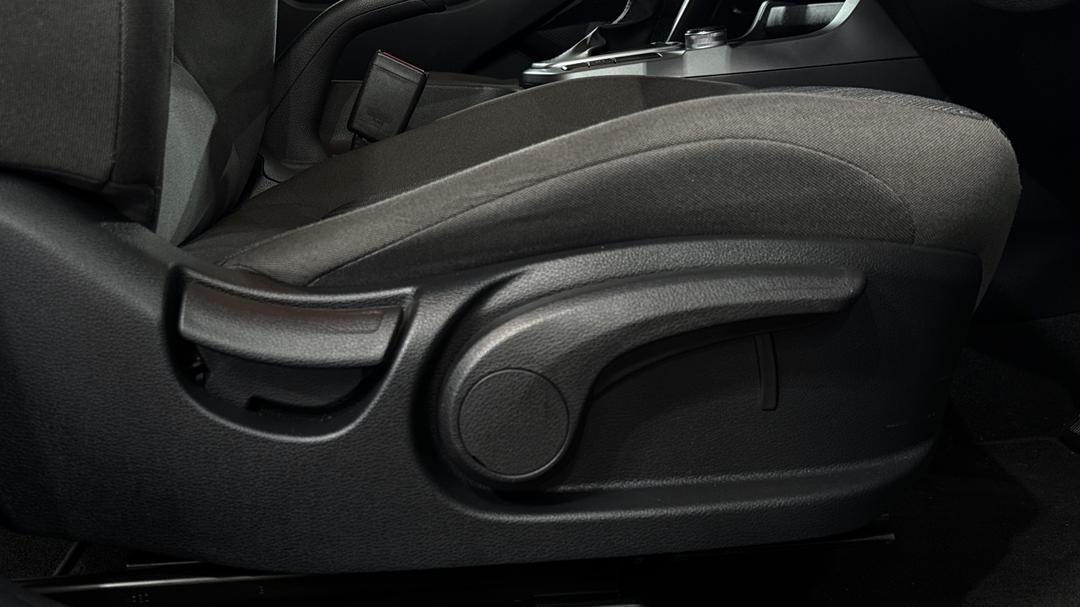 2021 Kia Seltos Sport (FWD), Automatic, 16561 km, Drivers Side Adjustment Panel